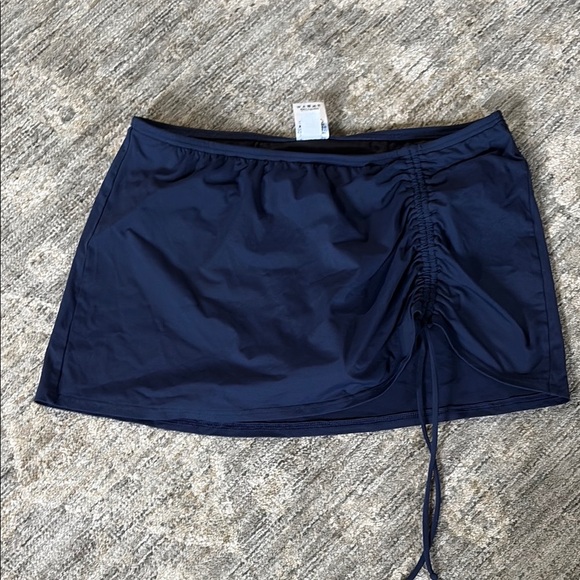 Lands' End Dark Blue swim Skirt - size 10 - great condition - tie in front of - Picture 1 of 6